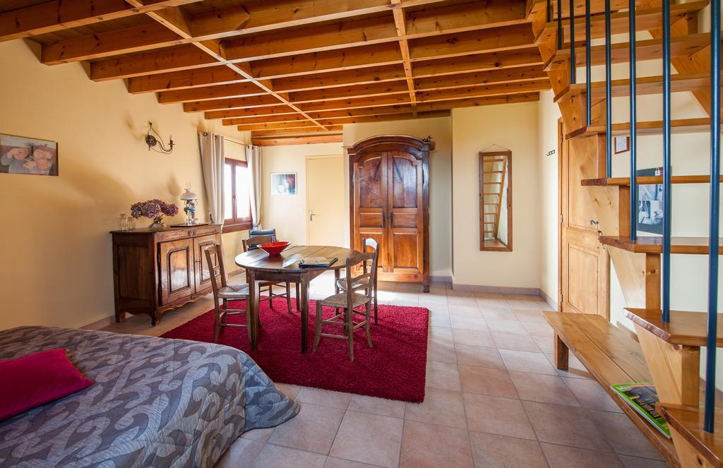 Villa Touloumo Mayrac Kamer foto