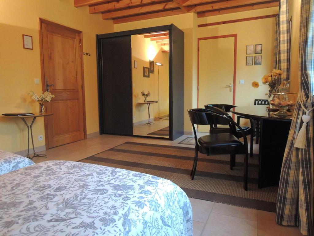 Villa Touloumo Mayrac Kamer foto